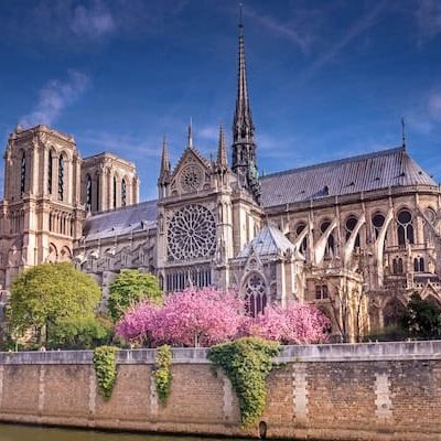Notre-Dame de Paris : flèche et charpente restaurées après l’incendie